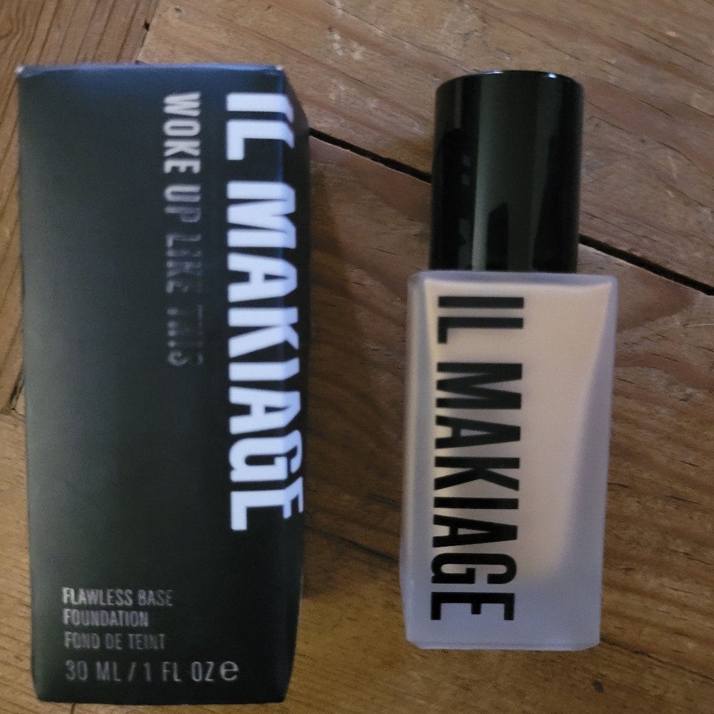 IL Makiage Makeup 105